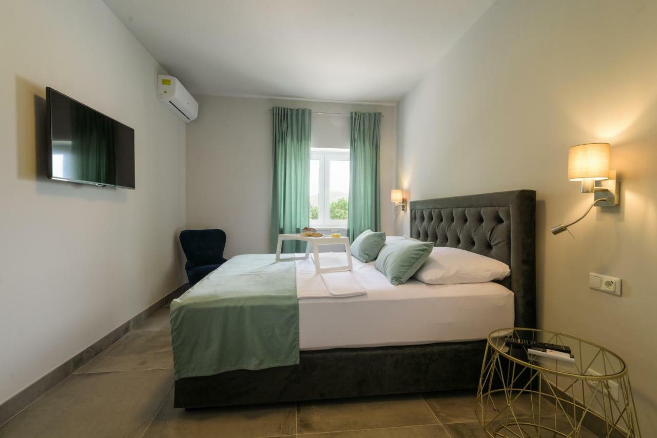 Villa Gala Trogir Exteriör bild