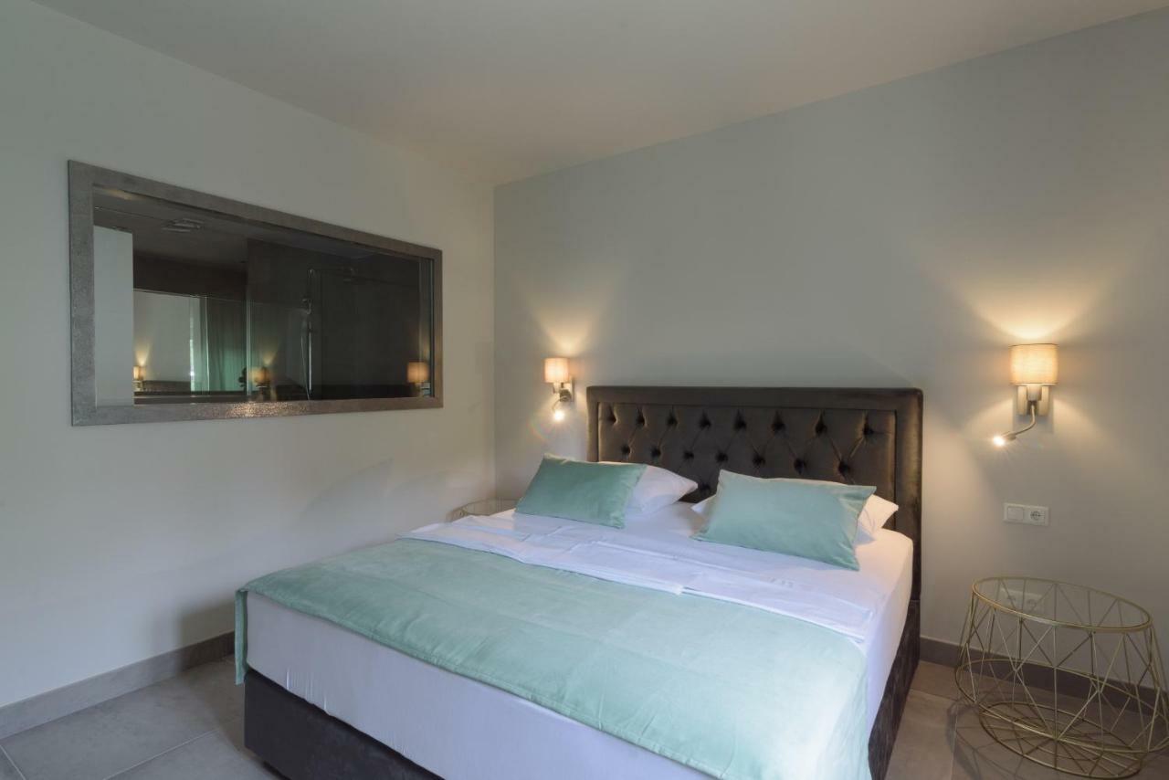 Villa Gala Trogir Exteriör bild