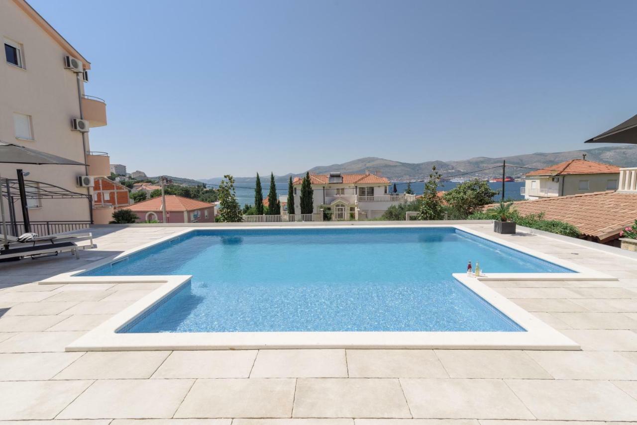 Villa Gala Trogir Exteriör bild