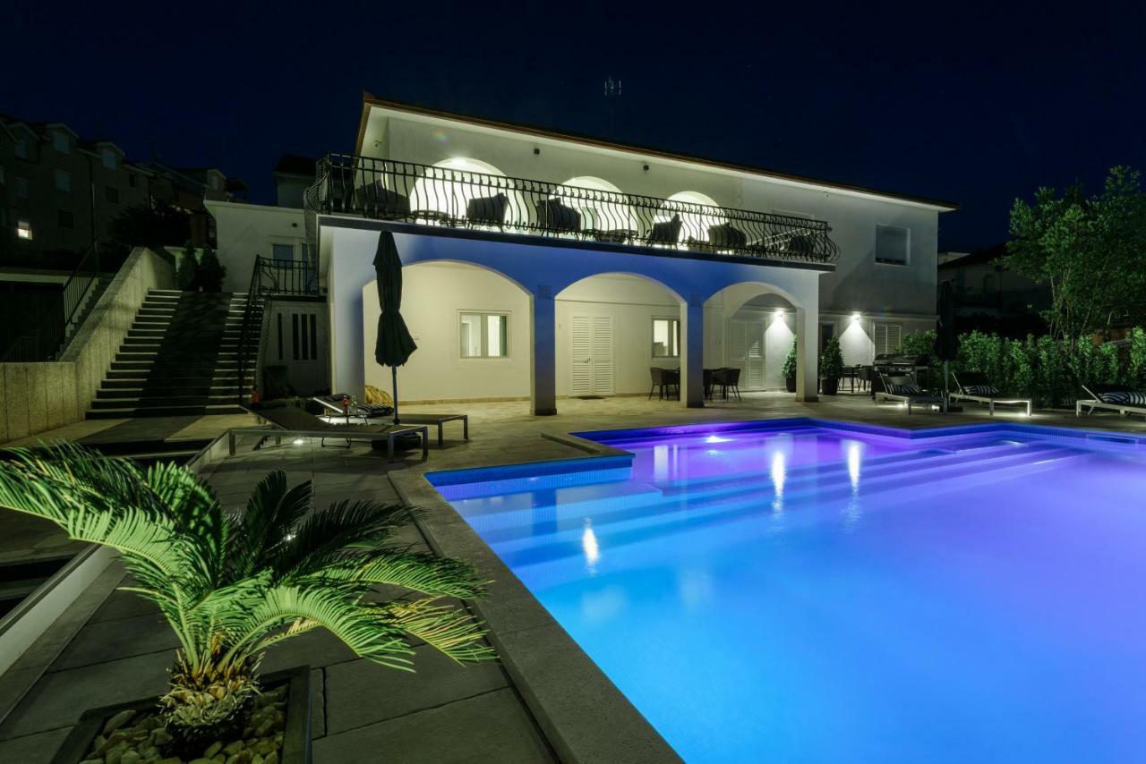 Villa Gala Trogir Exteriör bild